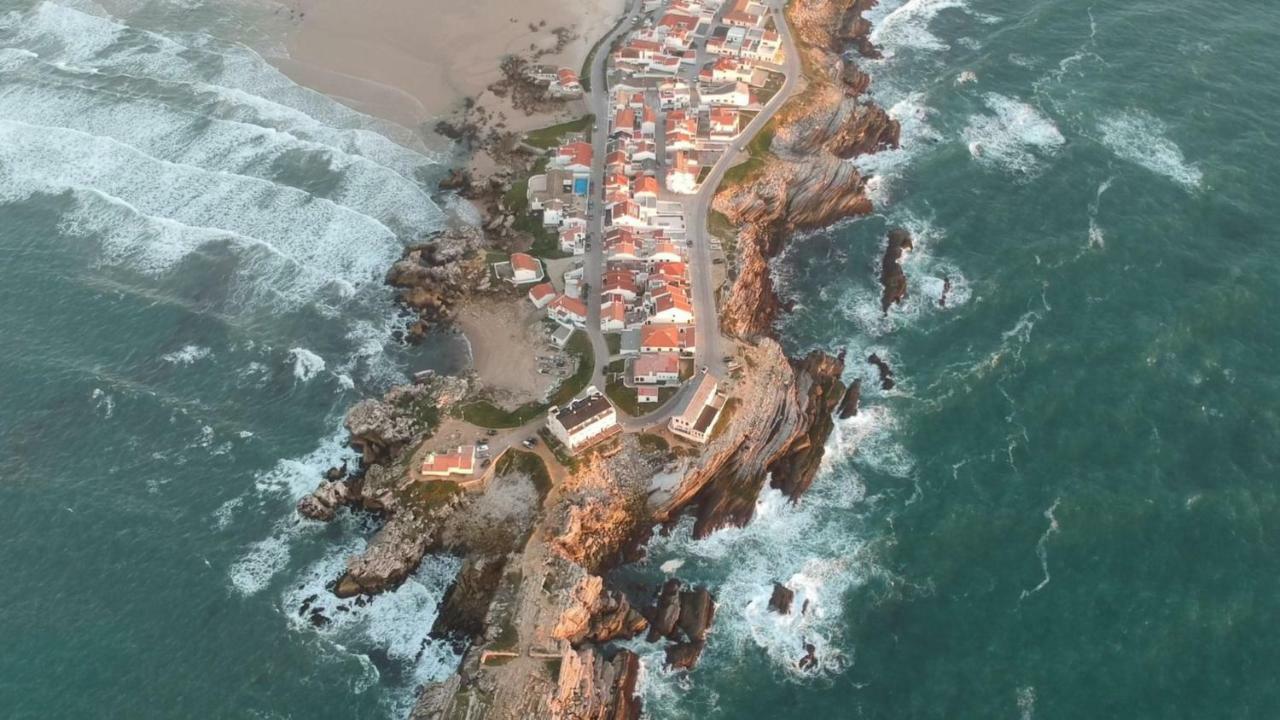 Surf House Peniche Baleal Exterior foto